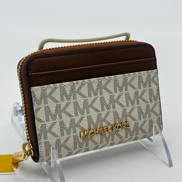 Michael Kors Medium Jet Set Travel MD ZA Card Case Wallet Vanilla/Brown - Picture 1 of 8